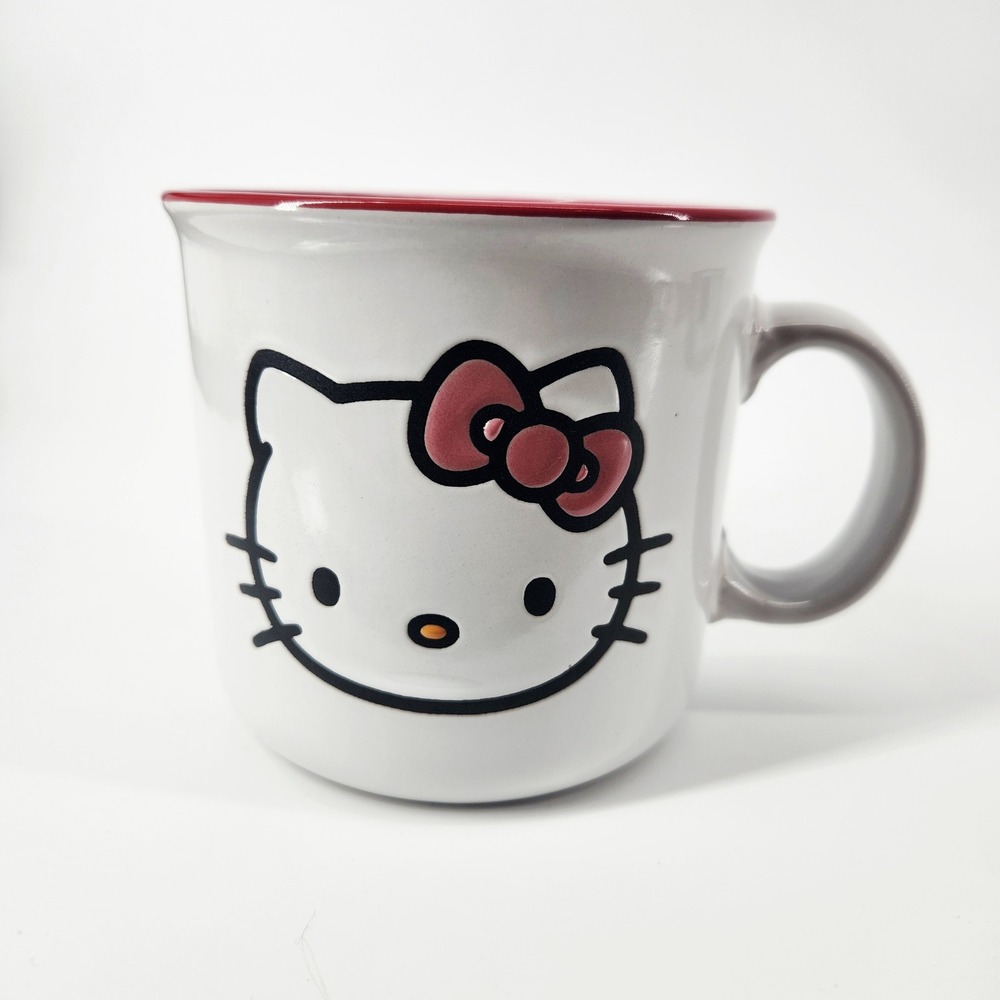Hello Kitty Ceramic Mug‎ 20 oz Red Rim White Hello Graphic Silver Buffalo